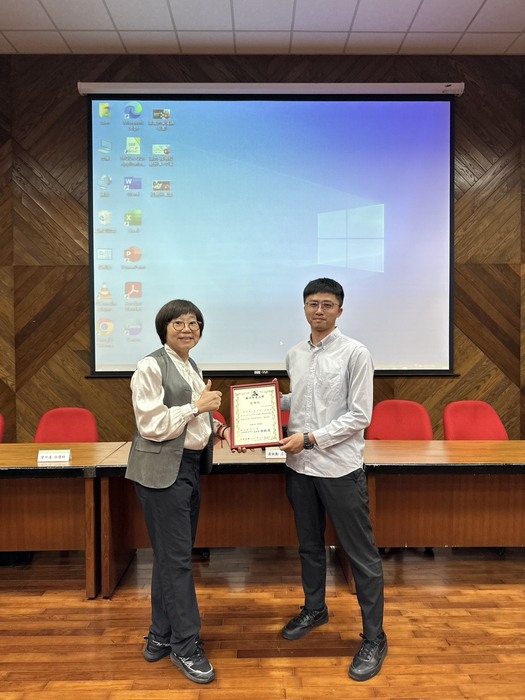 114-11-22 校友分享會合照圖片